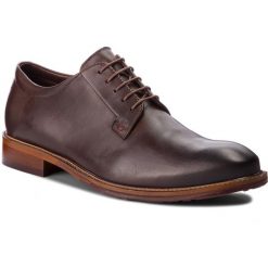 Półbuty KAZAR - Owen 33548-01-02 Brown. Pomarańczowe buty wizytowe męskie Kazar, z aplikacjami, ze skóry, eleganckie, bez zapięcia. W wyprzedaży za 299,00 zł.