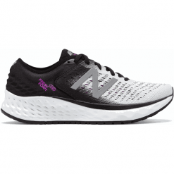New Balance Fresh Foam 1080v9 - W1080WB9. Pomarańczowe buty sportowe damskie New Balance, bez wzorów, z gumy, tenisowe. Za 599,99 zł.