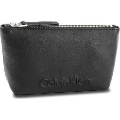 Kosmetyczki męskie: Kosmetyczka CALVIN KLEIN BLACK LABEL – Edge Cosmetic Pouch K60K603938 001