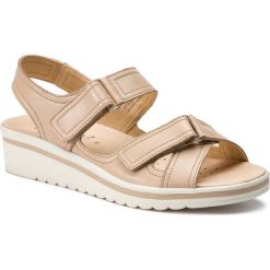 Sandały CAPRICE - 9-28210-22 Beige Nappa 402. Brązowe klapki damskie marki Caprice, bez wzorów, ze skóry, bez obcasa, na obcasie. Za 199,90 zł.