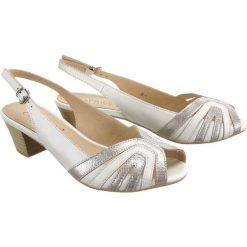 CAPRICE 28206-22 191 white/silver, sandały damskie. Szare klapki damskie Caprice, bez wzorów, bez obcasa. Za 269,90 zł.