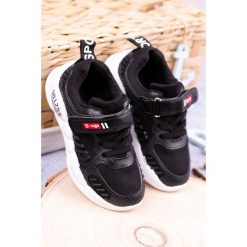 Czarne buty sportowe na rzep casu 204/13m. Czarne buty dziewczęce sportowe Casu, bez wzorów, bez zapięcia. Za 49,99 zł.