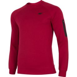 Bluza męska BLM209 - ciemna czerwień. Czerwone bluzy męskie 4f, m, bez wzorów, z dzianiny, klasyczne, z klasycznym kołnierzykiem, bez rękawów, bez kaptura. Za 139,99 zł.