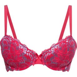 Biustonosz z usztywnianymi miseczkami bonprix różowo-perłowy niebieski. Różowe biustonosze bonprix, w koronkowe wzory, z koronki. Za 59,99 zł.