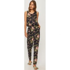 Vero Moda - Kombinezon. Niebieskie kombinezony damskie Vero Moda, na co dzień, s, bez wzorów, z wiskozy, casualowe, z okrągłym kołnierzem, z długim rękawem, długie. Za 149,90 zł.