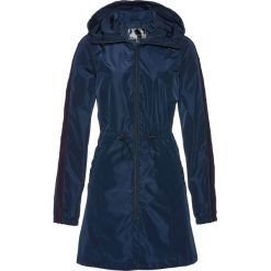 Lekka parka z ozdobnymi paskami bonprix ciemnoniebiesko-ciemny lila. Niebieskie kurtki damskie bonprix, w paski, bez kaptura. Za 124,99 zł.