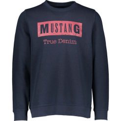 Bluza "Ben" w kolorze granatowym. Niebieskie bluzy męskie Mustang Men, xxl, z nadrukiem, z okrągłym kołnierzem, bez rękawów, bez kaptura. W wyprzedaży za 109,95 zł.
