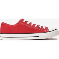 Czerwone Trampki Harleen. Czerwone trampki męskie Born2be, bez wzorów, bez zapięcia. W wyprzedaży za 59,99 zł.