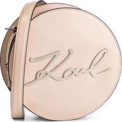 Torebka KARL LAGERFELD - 91KW3061 Biscuit. Brązowe listonoszki damskie KARL LAGERFELD, bez wzorów, ze skóry, bez dodatków. W wyprzedaży za 679,00 zł.