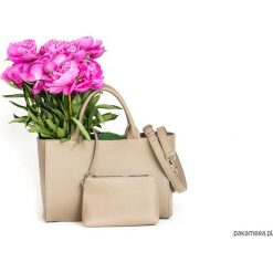 Skórzany Beżowy Shopper Bag. Brązowe kuferki damskie Pakamera, bez wzorów, ze skóry, eleganckie, do ręki, bez dodatków. Za 899,00 zł.