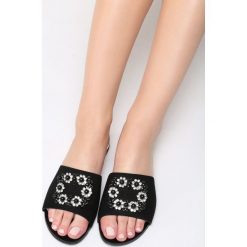 Czarne Klapki Subtle Gleam. Czarne klapki damskie vices. Za 59,99 zł.