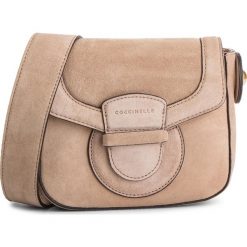 Torebka COCCINELLE - DS1 Vega Suede E1 DS1 55 01 01 Taupe N75. Brązowe listonoszki damskie Coccinelle, ze skóry. Za 1099,90 zł.