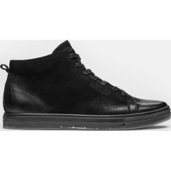 Czarne sneakersy męskie. Czarne sneakersy męskie Kazar, bez zapięcia. Za 499,00 zł.