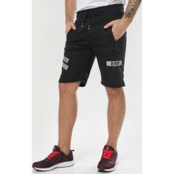 Czarne Szorty Neridoe. Czarne spodenki i szorty męskie Born2be, xl, bez wzorów. W wyprzedaży za 34,99 zł.