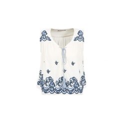 Bluzki Vero Moda STACEY. Białe bluzki damskie Vero Moda, s, bez wzorów, bez kołnierzyka, bez rękawów. W wyprzedaży za 127,20 zł.