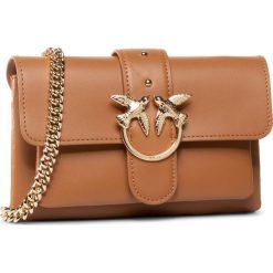Torebka PINKO - Love Soft Baby Simply Cl PE 20 PLTT 1P21QQ Y5FF Light Brown L11. Pomarańczowe torebki klasyczne damskie Pinko, bez wzorów, ze skóry, eleganckie, bez dodatków. Za 969,00 zł.