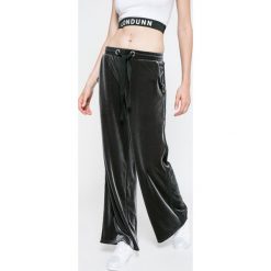 Missguided - Spodnie by Jourdan Dunn. Szare spodnie damskie marki Missguided, bez wzorów, z poliesteru. W wyprzedaży za 79,90 zł.