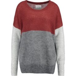 Swetry klasyczne damskie: Part Two INE Sweter artwork medium red