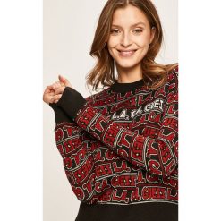 Guess Jeans - Sweter. Swetry damskie Guess Jeans, s, z aplikacjami, z wiskozy, bez rękawów, bez kaptura. Za 419,90 zł.