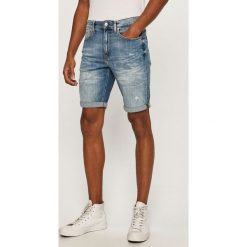 Calvin Klein Jeans - Szorty jeansowe. Niebieskie spodenki i szorty męskie Calvin Klein Jeans, bez wzorów, z elastanu, casualowe. Za 349,90 zł.
