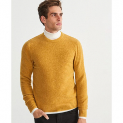 Sweter - Żółty. Żółte swetry klasyczne męskie marki Reserved, l. Za 119,99 zł.
