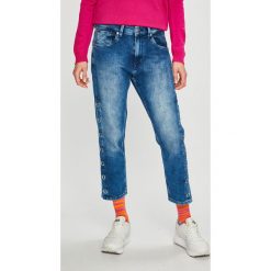 Pepe Jeans - Jeansy Brigade Track. Niebieskie proste jeansy damskie marki Pepe Jeans, z obniżonym stanem. W wyprzedaży za 269,90 zł.