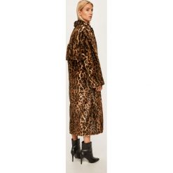 Red Valentino - Płaszcz. Czarne kurtki damskie Red Valentino, l, z haftami, z bawełny. W wyprzedaży za 2399,00 zł.