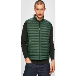 Tommy Hilfiger - Bezrękawnik puchowy. Zielone płaszcze męskie TOMMY HILFIGER, xl, bez wzorów, z materiału, bez kaptura. W wyprzedaży za 599,90 zł.
