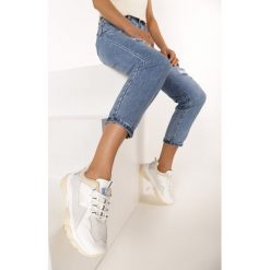 Beżowe Sneakersy Idaise. Brązowe sneakersy damskie Born2be. Za 99,99 zł.