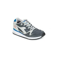 Buty Diadora V7000 NYL II. Szare trampki męskie Diadora, bez wzorów, bez zapięcia. Za 383,20 zł.