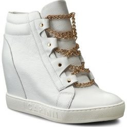 Sneakersy CARINII - B3878 I81-000-000-B88. Białe półbuty damskie Carinii, ze skóry. W wyprzedaży za 259,00 zł.