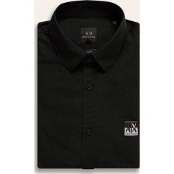 Armani Exchange - Koszula. Białe koszule męskie Armani Exchange, m, bez wzorów, z bawełny, klasyczne, z klasycznym kołnierzykiem, z długim rękawem. W wyprzedaży za 299,90 zł.
