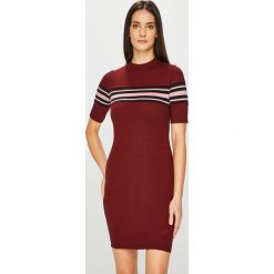 Tally Weijl - Sukienka. Brązowe sukienki damskie TALLY WEIJL, na co dzień, s, bez wzorów, z elastanu, casualowe, bez kołnierzyka, bez rękawów, mini, proste. W wyprzedaży za 69,90 zł.