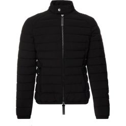 Kurtka skórzana Guess M93L23 WBS90. Niebieskie kurtki męskie Guess, xl, z aplikacjami, ze skóry ekologicznej, bez kaptura. W wyprzedaży za 399,00 zł.