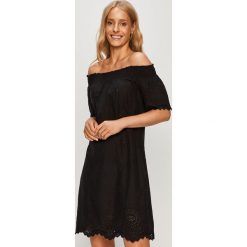 Only - Sukienka. Czarne sukienki damskie ONLY, na co dzień, bez wzorów, z bawełny, casualowe, bez kołnierzyka, z krótkim rękawem, krótkie, mini, proste. Za 149,90 zł.