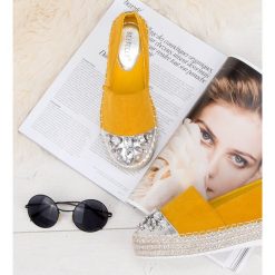 Espadryle damskie Bestelle L184 Żółte. Żółte espadryle damskie Bestelle, bez wzorów, z tworzywa sztucznego, bez obcasa. Za 99,00 zł.