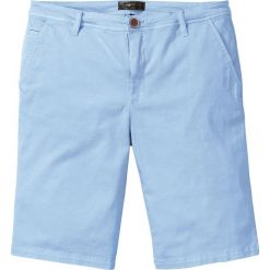 Bermudy chino Regular Fit bonprix jasnoniebieski. Fioletowe spodenki i szorty męskie bonprix, m, bez wzorów. Za 54,99 zł.