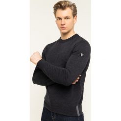 Sweter EA7 Emporio Armani 8NPMZ8 PM62Z 1993. Szare swetry męskie EA7 Emporio Armani, m, bez wzorów, z wełny, klasyczne, z klasycznym kołnierzykiem, bez kaptura. W wyprzedaży za 369,00 zł.