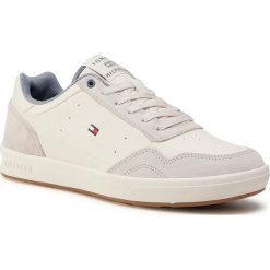 Sneakersy TOMMY HILFIGER - Lightweight Leather Cupsole FM0FM02991 Ivory YBI. Białe sneakersy męskie TOMMY HILFIGER, bez zapięcia. Za 449,00 zł.