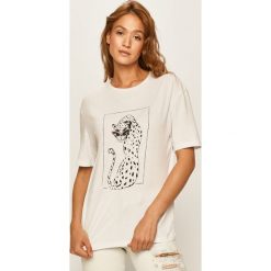 Answear - T-shirt. Białe bluzki damskie ANSWEAR, s, z nadrukiem, z bawełny, casualowe, z okrągłym kołnierzem, z krótkim rękawem. Za 59,90 zł.