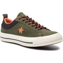 Tenisówki CONVERSE - One Star Ox 162544C Utility Green/Campfire Orange. Zielone półbuty męskie Converse, bez wzorów, ze skóry, sportowe, bez zapięcia. W wyprzedaży za 259,00 zł.