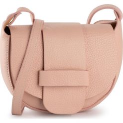 Torebka CREOLE - K10649 Pudrowy Róż. Różowe listonoszki damskie Creole, na co dzień, bez wzorów, ze skóry, bez dodatków. Za 129,00 zł.