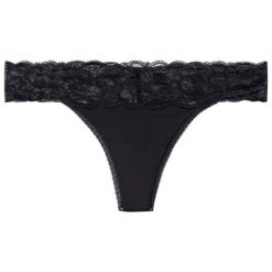 Stringi Calvin Klein Underwear Seductive Comfort 000QF1199E. Czarne stringi damskie Calvin Klein Underwear, s, bez wzorów. Za 99,00 zł.