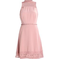 Sukienki hiszpanki: Carolina Cavour Sukienka koktajlowa antique rose