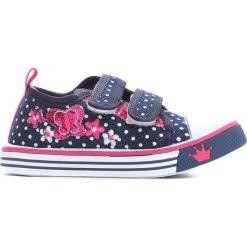 Granatowe Trampki Cut And Run. Niebieskie buty dziewczęce sportowe marki Born2be, ze skóry, z okrągłym noskiem. Za 19,99 zł.