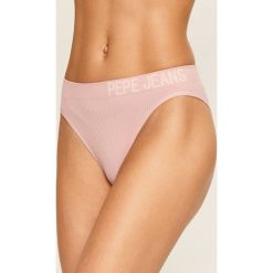 Pepe Jeans - Figi Kam. Różowe majtki damskie Pepe Jeans, s, bez wzorów, z elastanu. Za 59,90 zł.