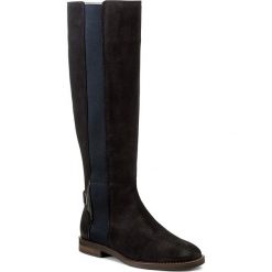 Oficerki MARC O'POLO - 708 14228001 304 Navy 890. Niebieskie kozaki damskie skórzane marki Marc O'Polo. W wyprzedaży za 559,00 zł.