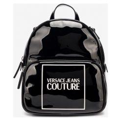 Versace Jeans Couture Plecak Czarny. Czarne plecaki damskie Versace Jeans Couture, bez wzorów, z jeansu. Za 791,95 zł.