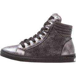 Replay Tenisówki i Trampki wysokie grey. Szare trampki chłopięce Replay, z tworzywa sztucznego. W wyprzedaży za 149,50 zł.