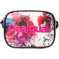 Desigual Torebka Bols Torebka Sigma Virginia Fucsia 19WAXPBZ 3002. Torebki klasyczne damskie Desigual, bez wzorów, bez dodatków. Za 269,00 zł.